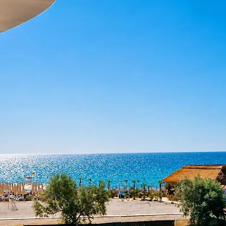Inchiriez - Vand Apartament Studio Cu Vedere La Mare In Mamaia Prima Linie