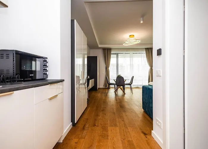 Lilly Studio Axxis Beach *